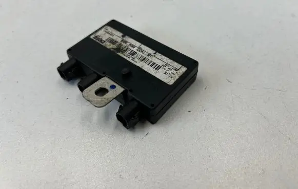 BMW 3 E46 Antenna control unit 16268429 NB1105810365 BMW699DUAL