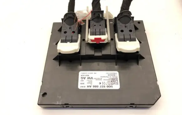 Skoda Octavia Mk3 (5E) Central body control module 5Q0937086AH