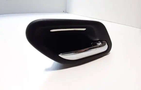 BMW 7 E38 Front door interior handle 8239476