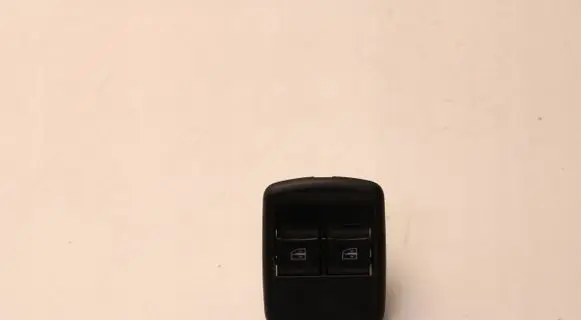 Opel Vivaro Window control relay 
