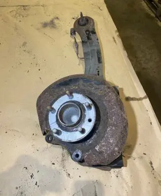Volvo V40 Rear wheel hub K7LRA