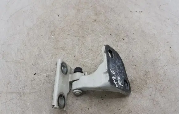BMW 7 E65 E66 Front door upper hinge NOCODE