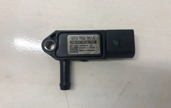 Skoda Superb B6 (3T) Exhaust gas pressure sensor 076906051A