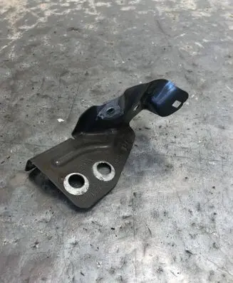 Audi A1 Fender mounting bracket 82A821142