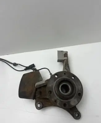 Peugeot 407 Front wheel hub spindle knuckle
