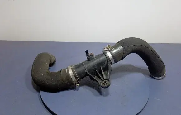 Audi A6 S6 C7 4G Air intake hose/pipe 4G0145673AH