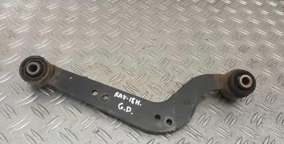 Toyota RAV 4 (XA40) Rear control arm