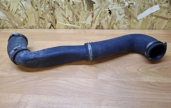 Volvo S40 Intercooler hose/pipe 30741212