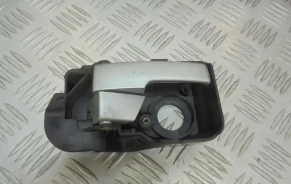 Ford Mondeo Mk III Rear door handle trim 
