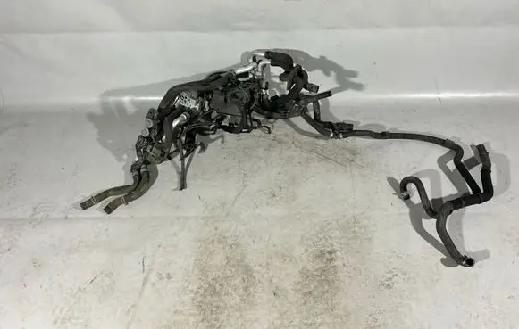 Porsche Cayenne (92A) Engine coolant pipe/hose 7P5121070G 7P5121065K 46W2015