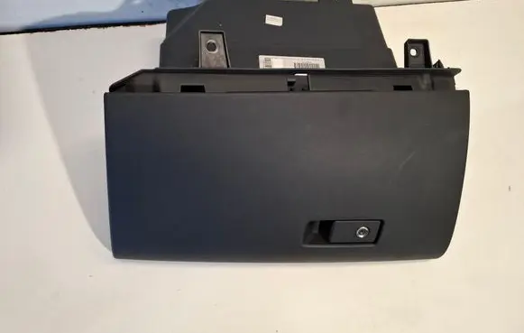 Volvo V60 Glove box 30755651