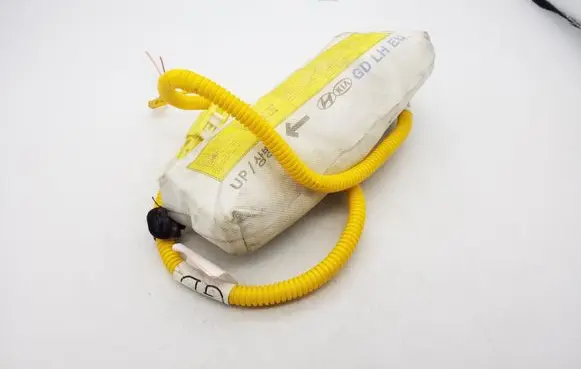 Hyundai i30 Seat airbag 88910A6000 A688910000