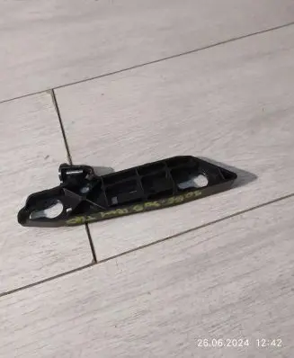Peugeot 308 Front bumper mounting bracket AA36136489