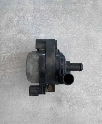 Renault Master III Water pump 210109597R 0641001520
