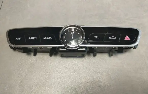 Mercedes-Benz E W213 Clock A2138272000
