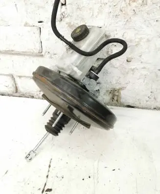 Renault Laguna III Brake booster 472100045R 0204051643 07045A0178
