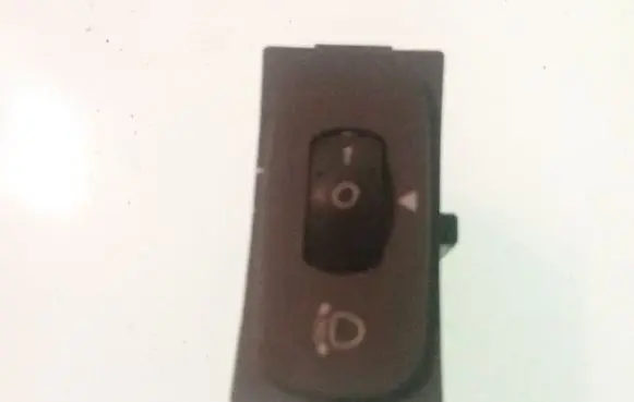 Renault Laguna II Headlight level height control switch 8200224595