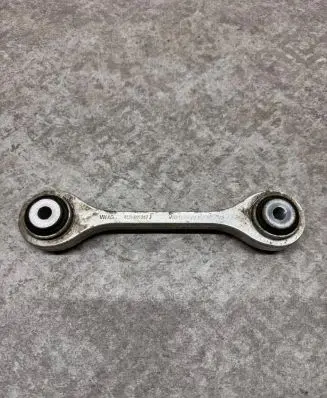 Front anti-roll bar/stabilizer link