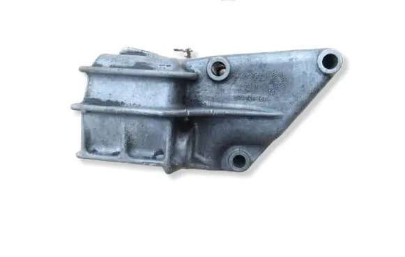 Volkswagen Caddy Power steering pump mounting bracket 074145167