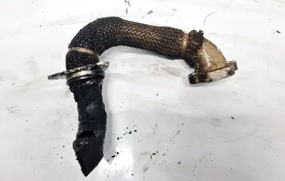 Fiat Doblo EGR valve line/pipe/hose 