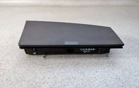 Volkswagen Sharan Glove box 7M3858337E