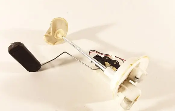 Subaru Impreza III Fuel level sensor 