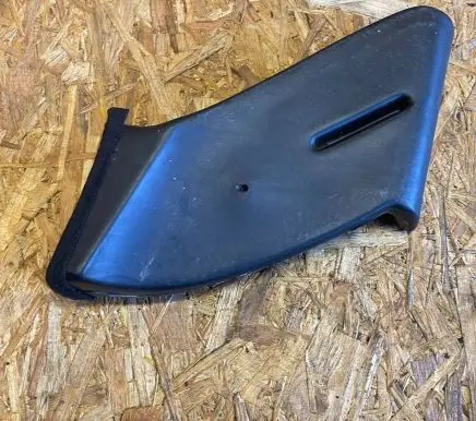 Mercedes-Benz S W126 Cabin air duct channel 1268310446 3571200