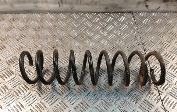 BMW 5 E39 Rear coil spring
