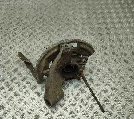Porsche 928 Rear wheel hub 92833121907