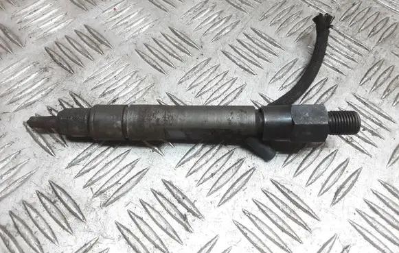 Skoda Fabia Mk1 (6Y) Fuel injector 0432193600