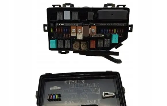 Honda CR-V Fuse box set T1WA010A0