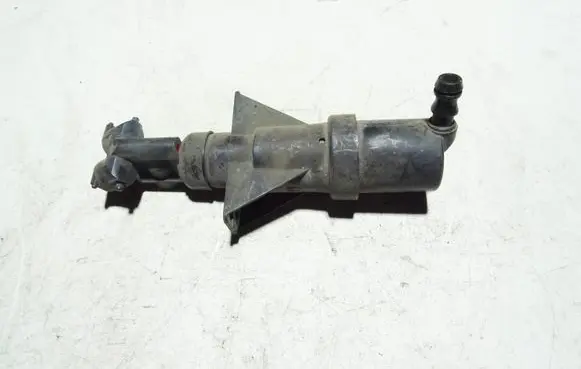 Audi A6 S6 C5 4B Headlight washer pump 