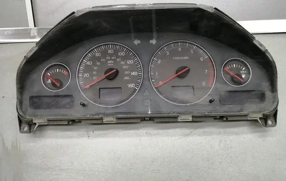 Volvo XC90 Speedometer (instrument cluster) 30746104