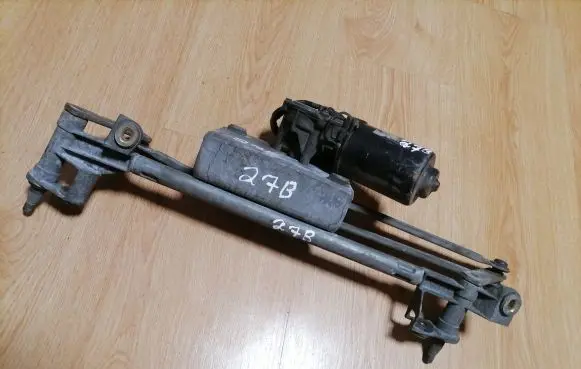 Renault Espace II Front wiper linkage and motor