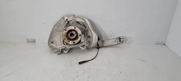 BMW X5 F15 Front wheel hub 6869869 31216869869 77377317