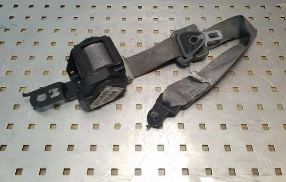 Jeep Grand Cherokee (WK) Front seatbelt 1CL66TRMAA