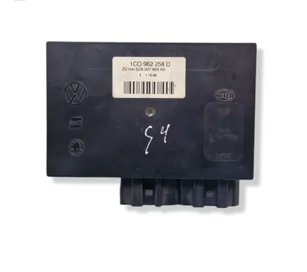 Volkswagen Golf IV Comfort/convenience module 1C0962258D 5ZA00795500
