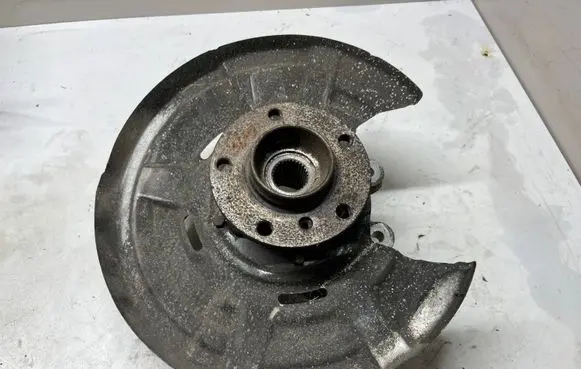 BMW X5 F15 Rear wheel hub spindle/knuckle 6793769