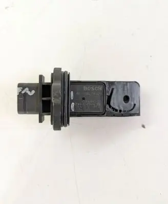 BMW 5 F10 F11 Mass air flow meter 7566990 325864491 0280218270