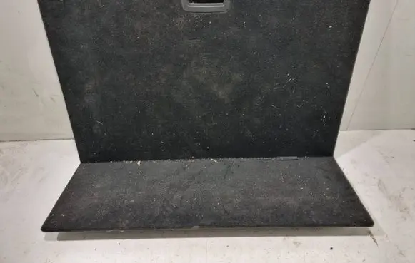 Volkswagen Touareg II Trunk/boot floor carpet liner 7P6863546B A065816 092650