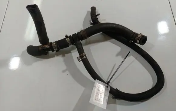 Chrysler 300 - 300C Engine coolant pipe/hose 