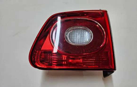Volkswagen Tiguan Tailgate rear/tail lights 5N0945094B 5N0945264