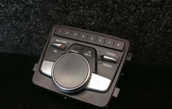 Audi A4 S4 B9 Head unit multimedia control 8W0919614P