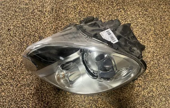 Mini Cooper Countryman R60 Headlight/headlamp 9802269