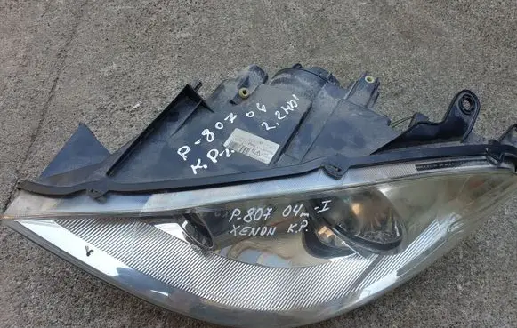 Peugeot 807 Headlight/headlamp