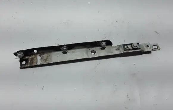 Renault Talisman Fender mounting bracket 631434002R