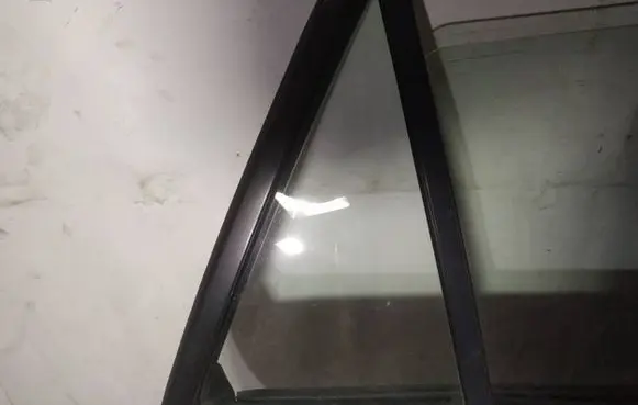 Mazda 6 Rear vent window glass as2