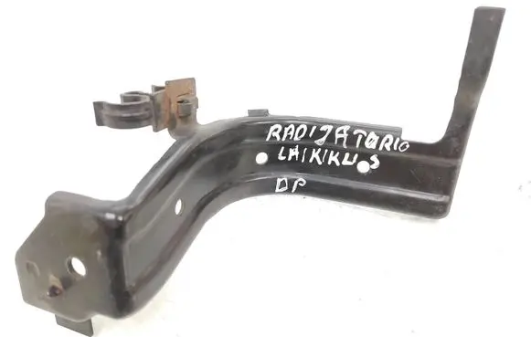 Honda CR-V Radiator mount bracket