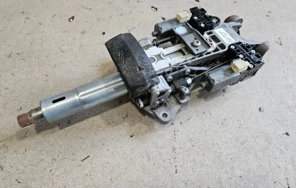 Mercedes-Benz S W222 Steering wheel axle A2224603001