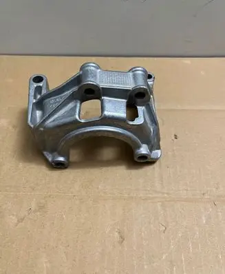 Audi Q5 SQ5 Engine mounting bracket 06E145393